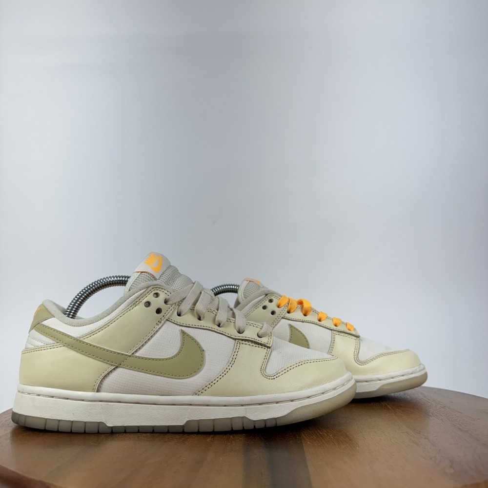 Womens Nike Dunk Low Muslin Team Gold Athletic Sneakers Shoes Size 8.5 M‎ GUC